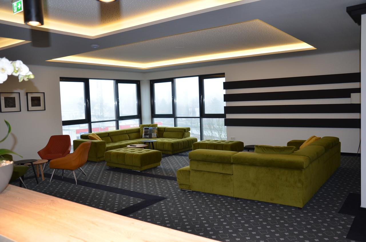 Sky Hotel Cloppenburg Zewnętrze zdjęcie